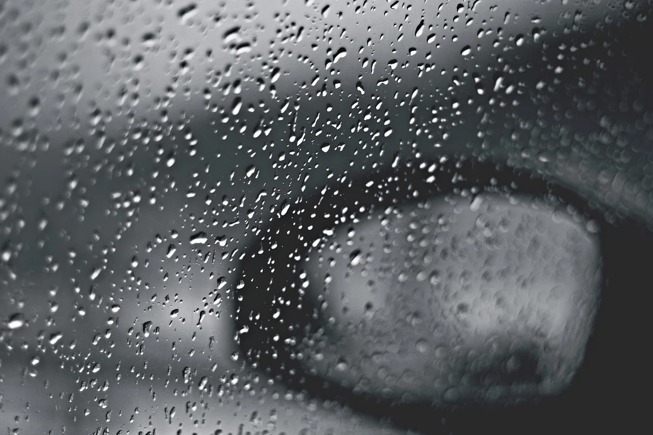 雨どいの雨漏れの原因
